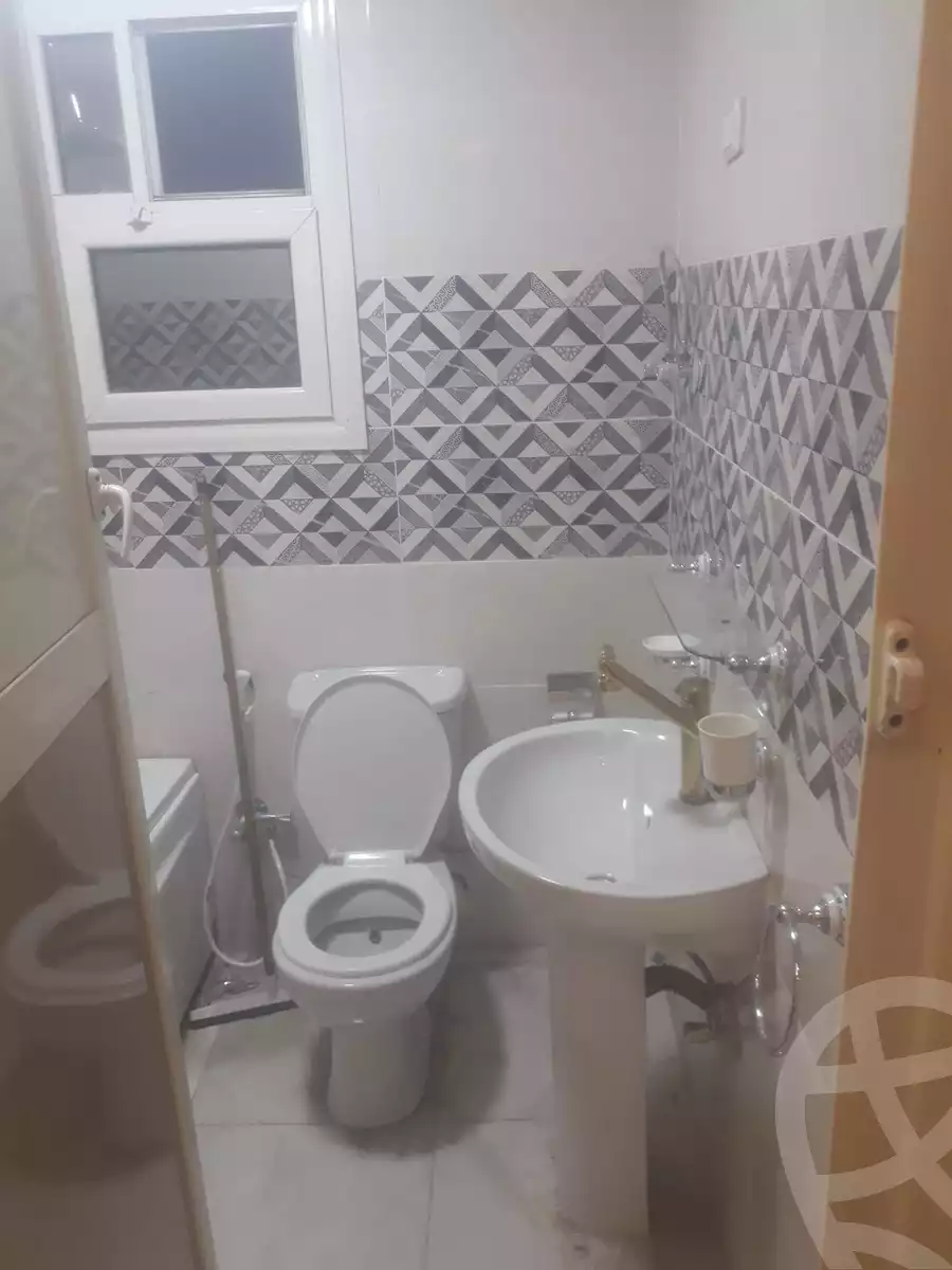 https://aqarmap.com.eg/ar/listing/5425061-for-rent-alexandria-l-jmy