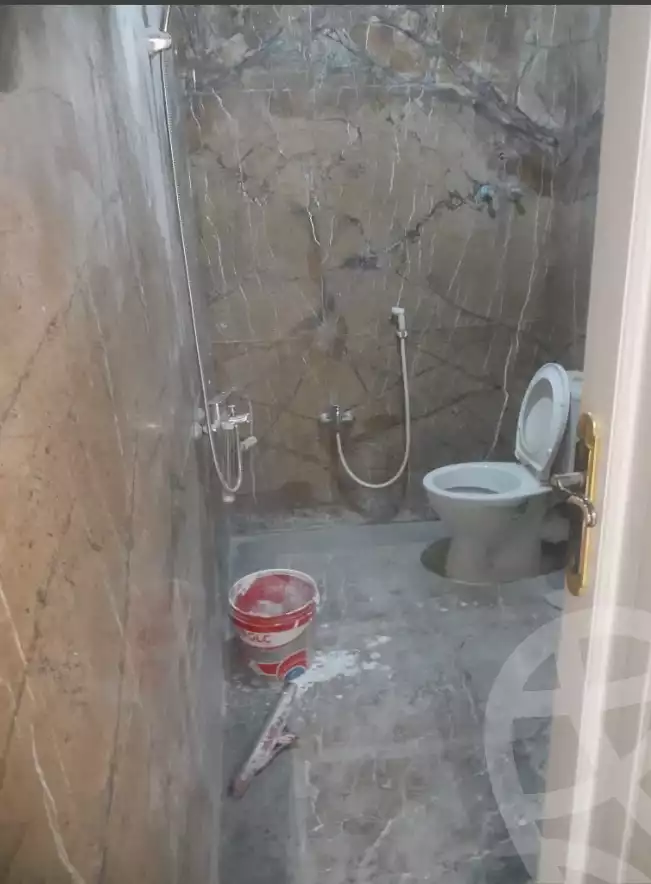 https://aqarmap.com.eg/ar/listing/5426497-for-rent-cairo-mokattam-lhdb-l-ly-shareaa-9