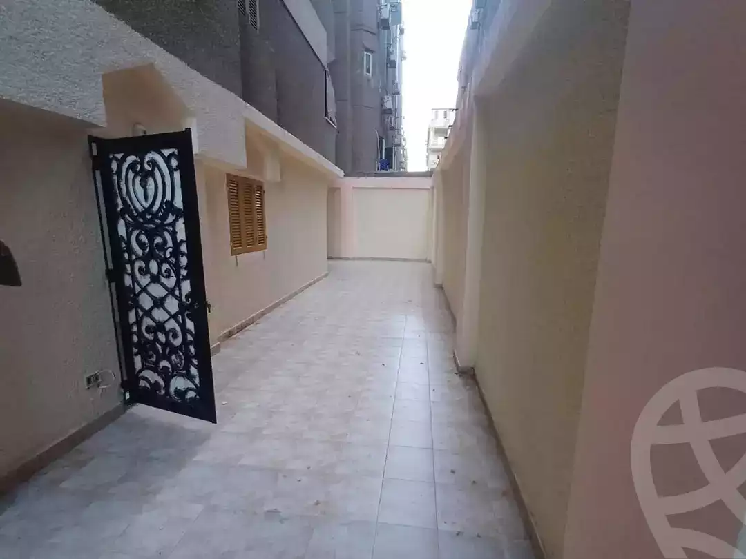 https://aqarmap.com.eg/en/listing/5426864-for-rent-cairo-mokattam-lhdb-l-ly