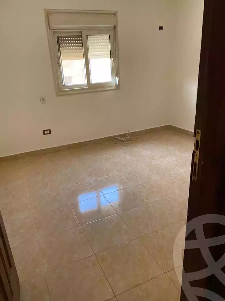 https://aqarmap.com.eg/en/listing/5429548-for-rent-cairo-mokattam-lhdb-l-ly-shareaa-9