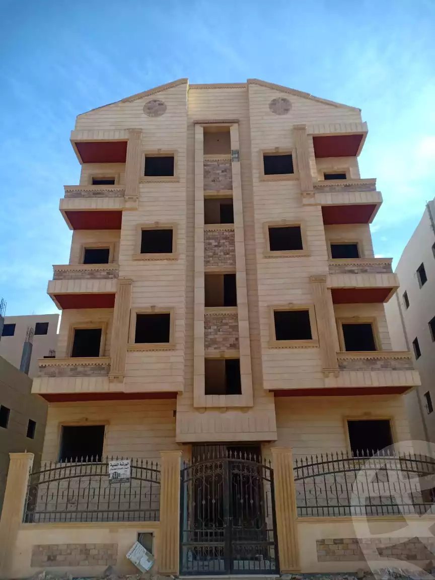 https://aqarmap.com.eg/en/listing/5433055-for-sale-cairo-badr-city-hai-el-ashgar-featured-neighborhood-bait-el-watan-rd