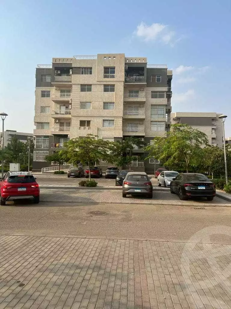 https://aqarmap.com.eg/ar/listing/5435473-for-sale-cairo-new-cairo-madinaty-tenth-zone-buildings