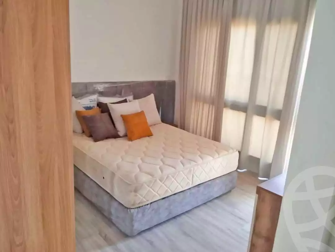 https://aqarmap.com.eg/en/listing/5435561-for-rent-cairo-new-cairo-lrhb-city-mtdd-lrhb-phase-7