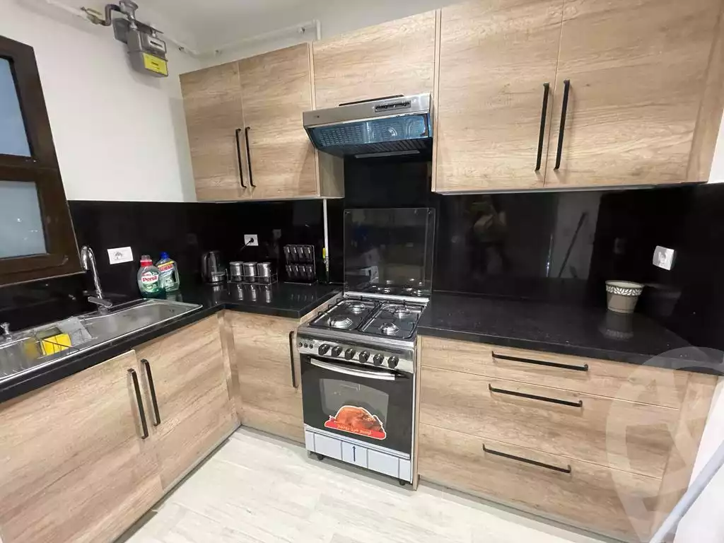 https://aqarmap.com.eg/en/listing/5438618-for-rent-cairo-el-sheikh-zayed-city-compounds-kmbwnd-wyst-twn-swdyk