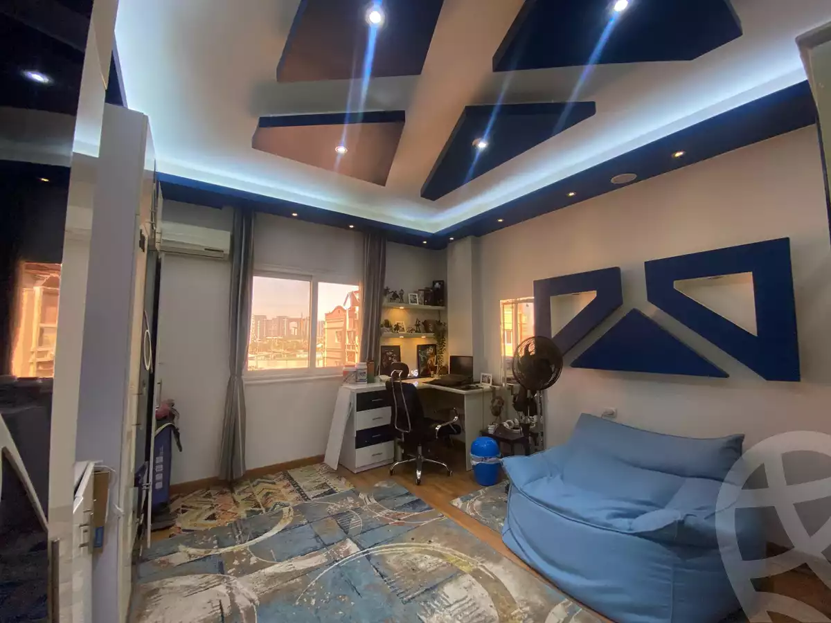 https://aqarmap.com.eg/en/listing/5439226-for-sale-cairo-el-sheikh-zayed-city-compounds-continental-gardens