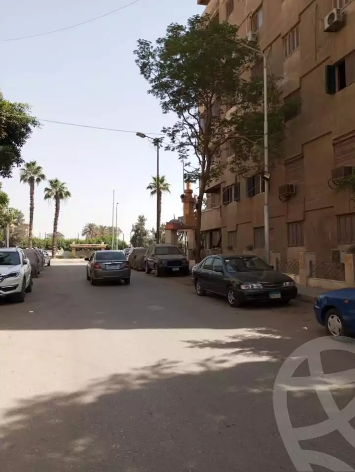 https://aqarmap.com.eg/en/listing/5441922-for-sale-cairo-el-haram-shareaa-el-haram
