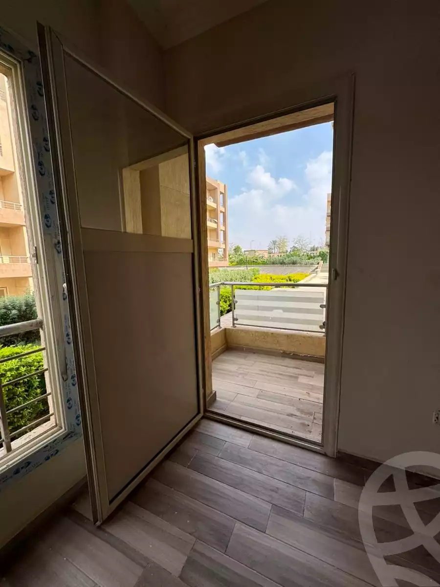 https://aqarmap.com.eg/ar/listing/5446711-for-sale-cairo-el-shorouk-compounds-wesal-city-wesal-views