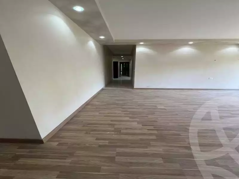 https://aqarmap.com.eg/ar/listing/5448226-for-sale-cairo-el-sheikh-zayed-city-compounds-dh-drys