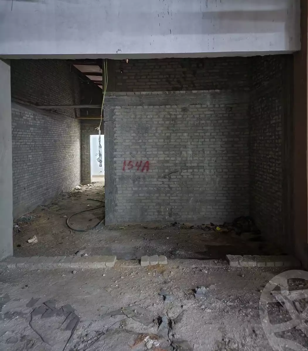 https://aqarmap.com.eg/en/listing/5448561-for-sale-cairo-new-cairo-compounds-park-mall-arab-development