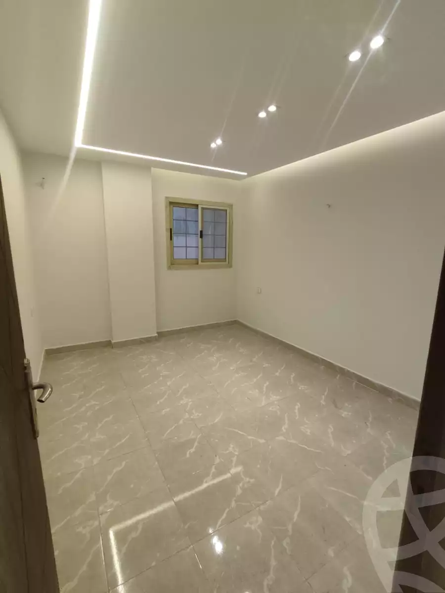 https://aqarmap.com.eg/ar/listing/5448606-for-rent-cairo-6th-of-october-el-ahyaa-neighborhood-1st