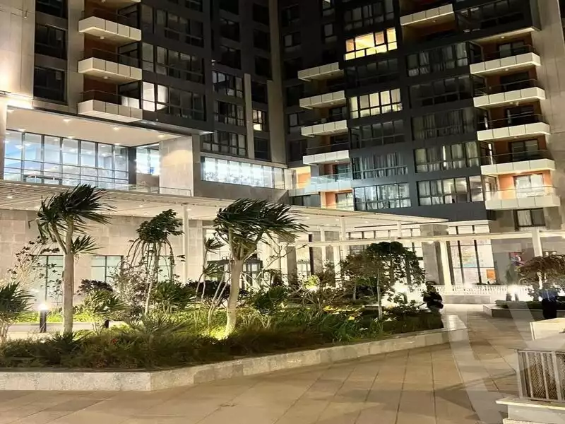 https://aqarmap.com.eg/ar/listing/5449868-for-sale-cairo-6th-of-october-compounds-mall-of-arabia-marakez