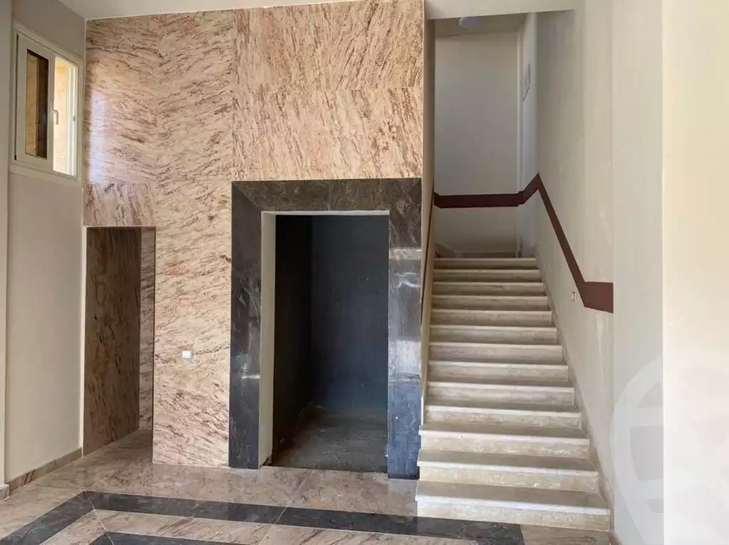 https://aqarmap.com.eg/en/listing/5451488-for-sale-cairo-new-cairo-el-maantiqah-el-sinaiyyah