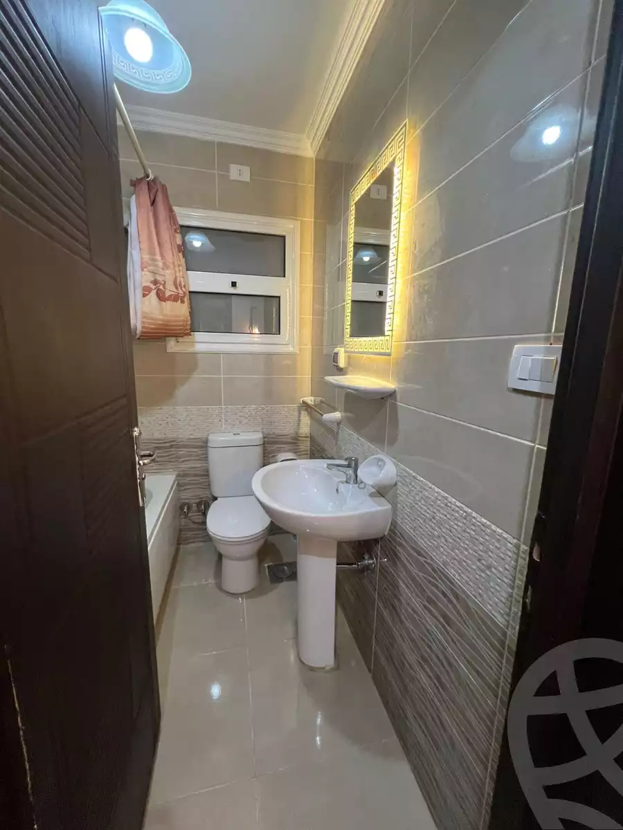 https://aqarmap.com.eg/en/listing/5459938-for-rent-cairo-new-cairo-lrhb-city-mtdd-lrhb-phase-7