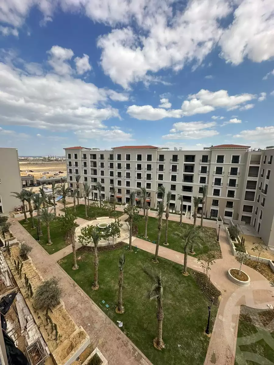 https://aqarmap.com.eg/en/listing/5460374-for-sale-cairo-el-sheikh-zayed-city-compounds-kmbwnd-fyldj-wyst-dr-llttwyr