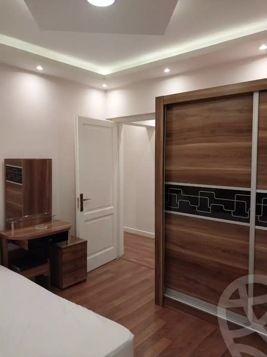 https://aqarmap.com.eg/en/listing/5460731-for-rent-cairo-new-cairo-lrhb-city-mtdd-lrhb-phase-7