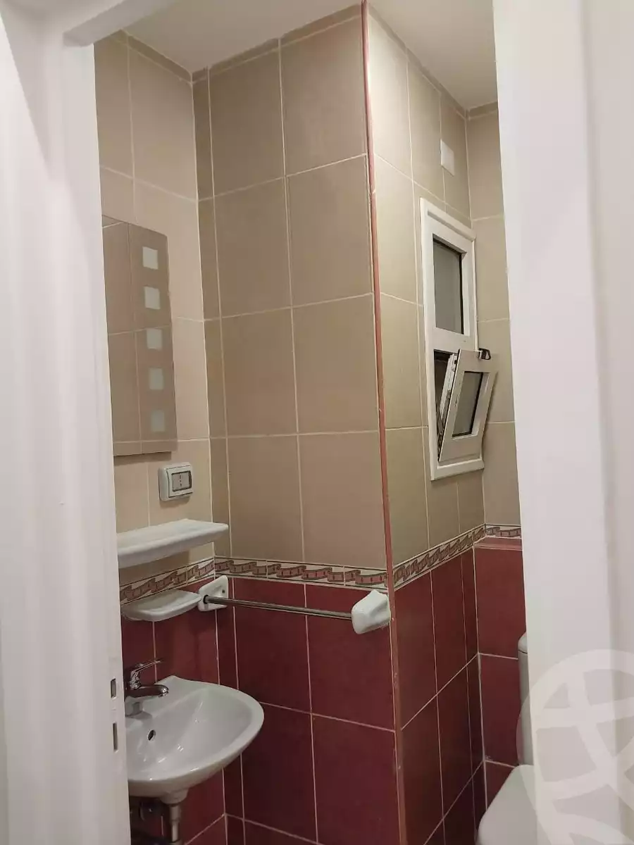 https://aqarmap.com.eg/en/listing/5460731-for-rent-cairo-new-cairo-lrhb-city-mtdd-lrhb-phase-7