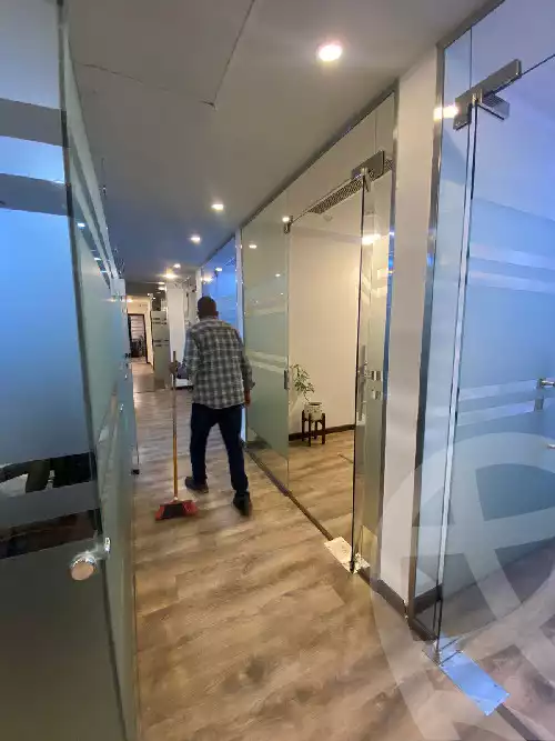 https://aqarmap.com.eg/ar/listing/5460992-for-rent-cairo-new-cairo-90th-street-northern-90th-street
