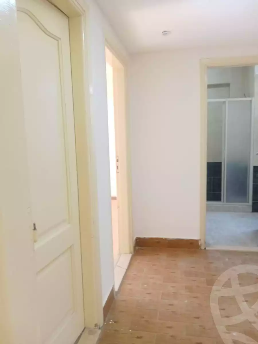 https://aqarmap.com.eg/en/listing/5461029-for-rent-cairo-new-cairo-el-ahyaa-fifth-neighborhood-street-28