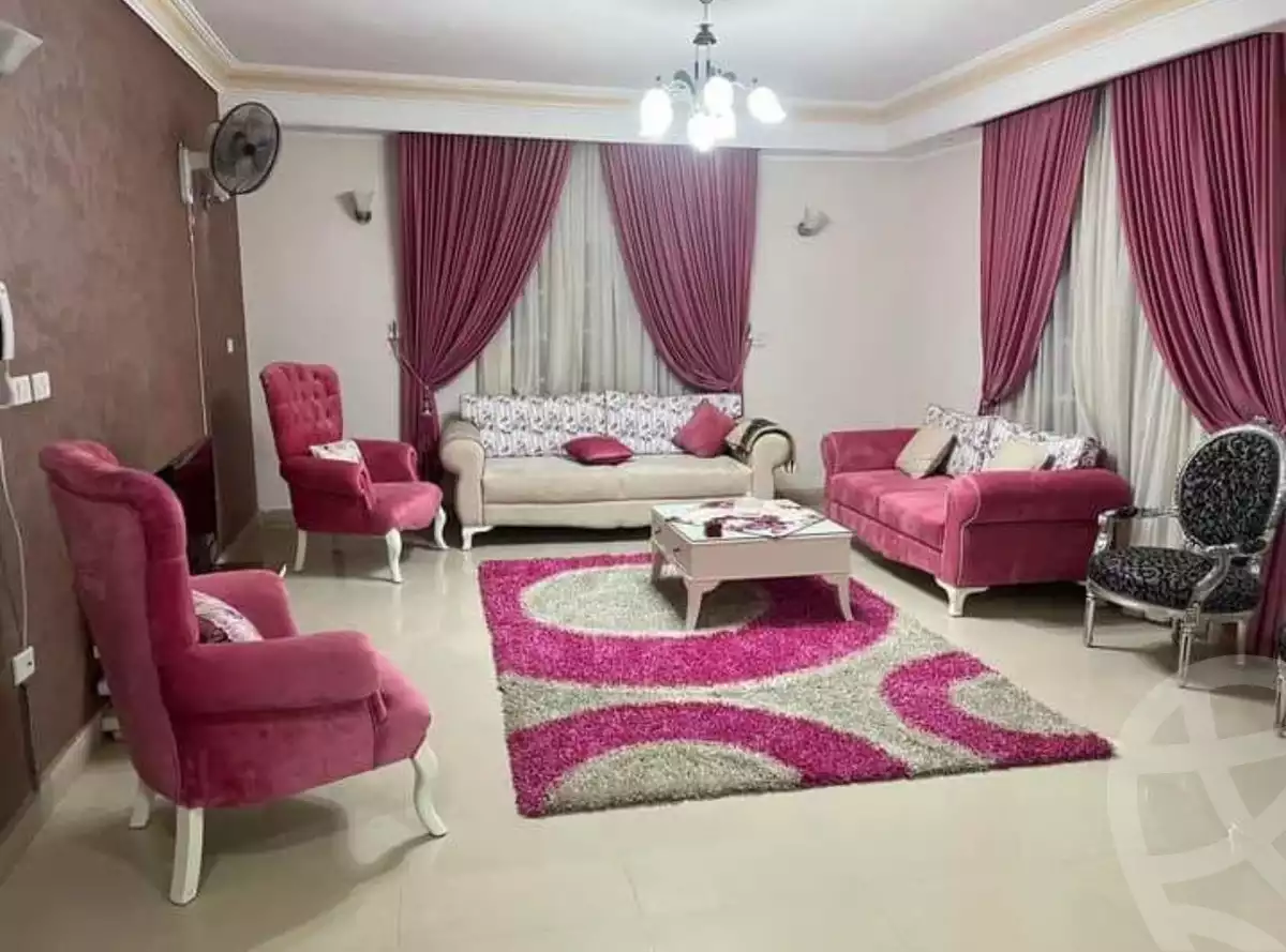 https://aqarmap.com.eg/ar/listing/5462241-for-rent-cairo-el-sheikh-zayed-city-compounds-el-yasmeen-compound