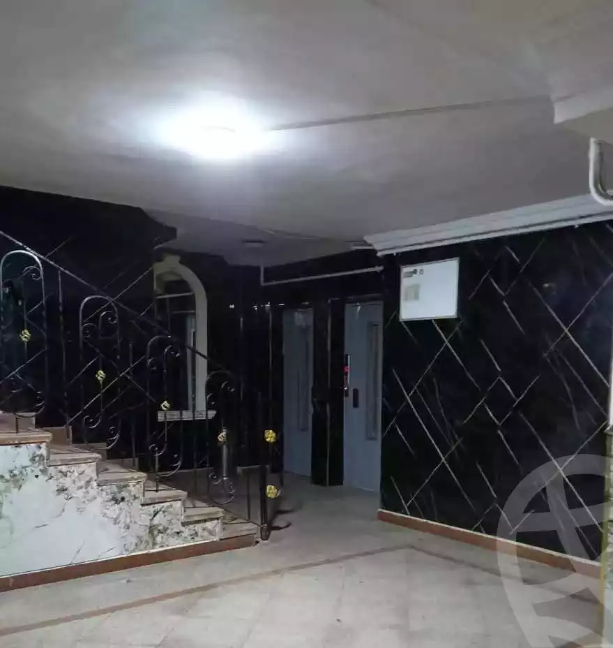https://aqarmap.com.eg/ar/listing/5464121-for-sale-cairo-mokattam-lhdb-l-ly-el-naforah-square