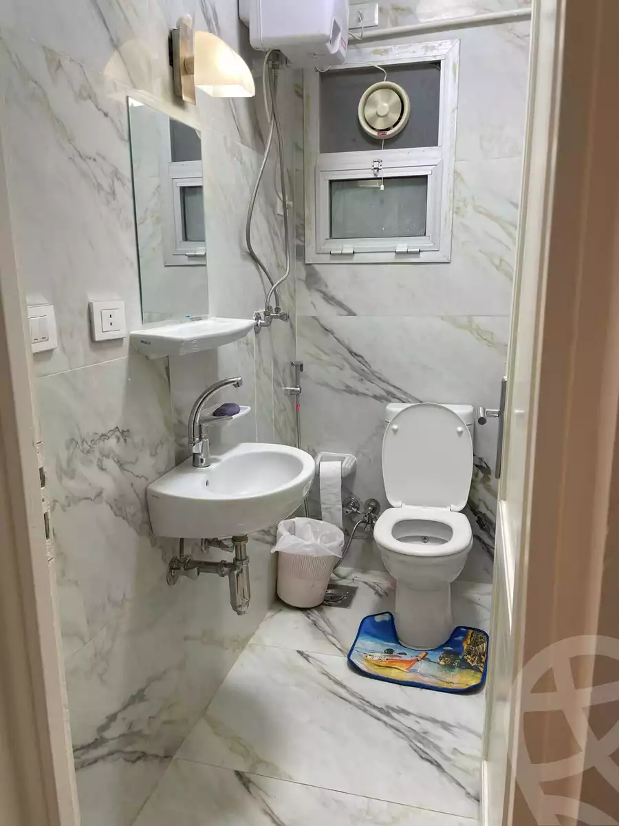 https://aqarmap.com.eg/en/listing/5466172-for-sale-cairo-new-cairo-lrhb-city-mtdd-lrhb-phase-8