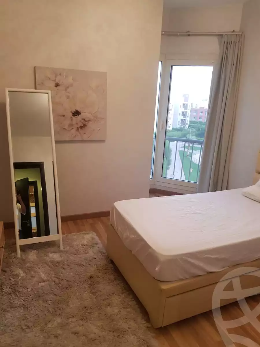 https://aqarmap.com.eg/ar/listing/5466350-for-sale-cairo-el-sheikh-zayed-city-compounds-dh-drys