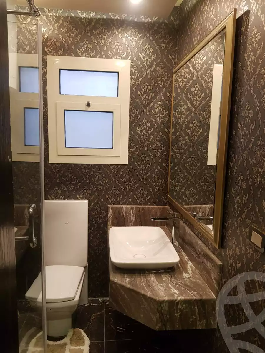 https://aqarmap.com.eg/ar/listing/5466350-for-sale-cairo-el-sheikh-zayed-city-compounds-dh-drys