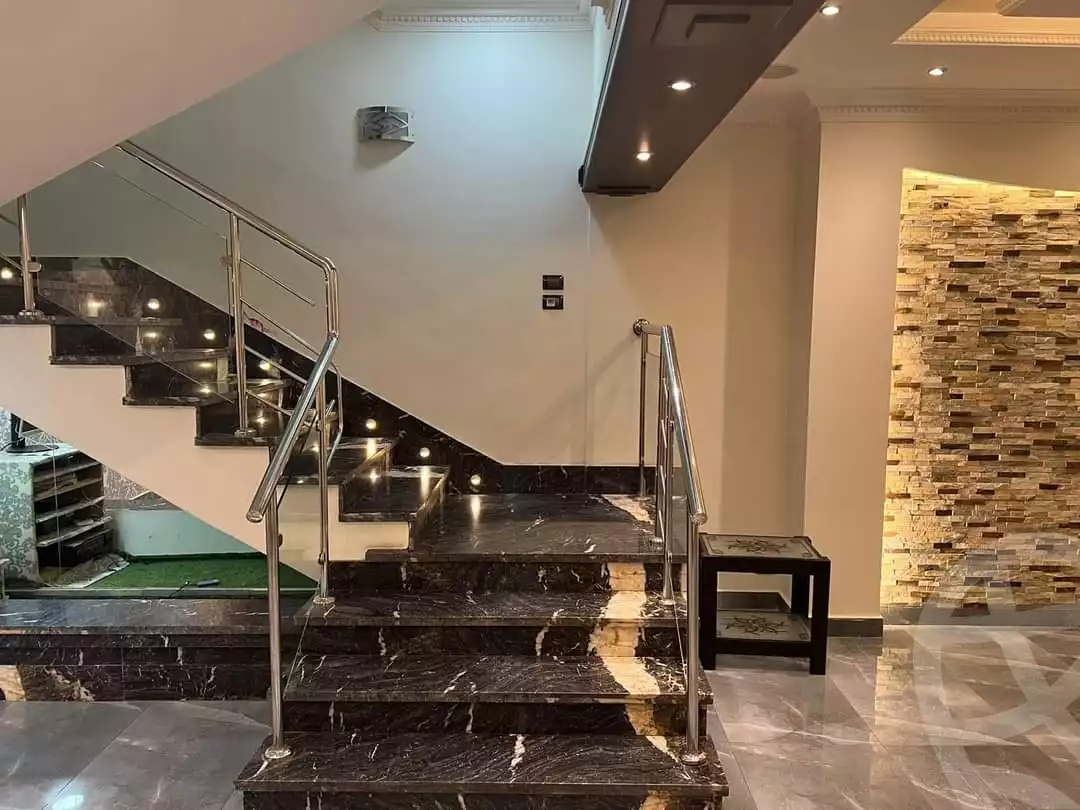 https://aqarmap.com.eg/en/listing/5468859-for-sale-cairo-new-cairo-lrhb-city-mtdd-lrhb-phase-10-farouk-el-baz-st