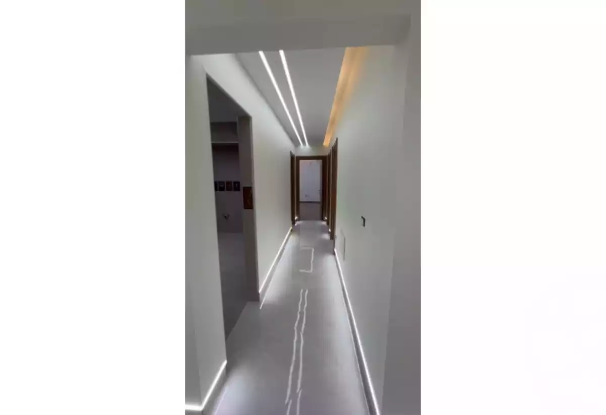 https://aqarmap.com.eg/en/listing/5469209-for-sale-cairo-el-sheikh-zayed-city-compounds-el-khamayel