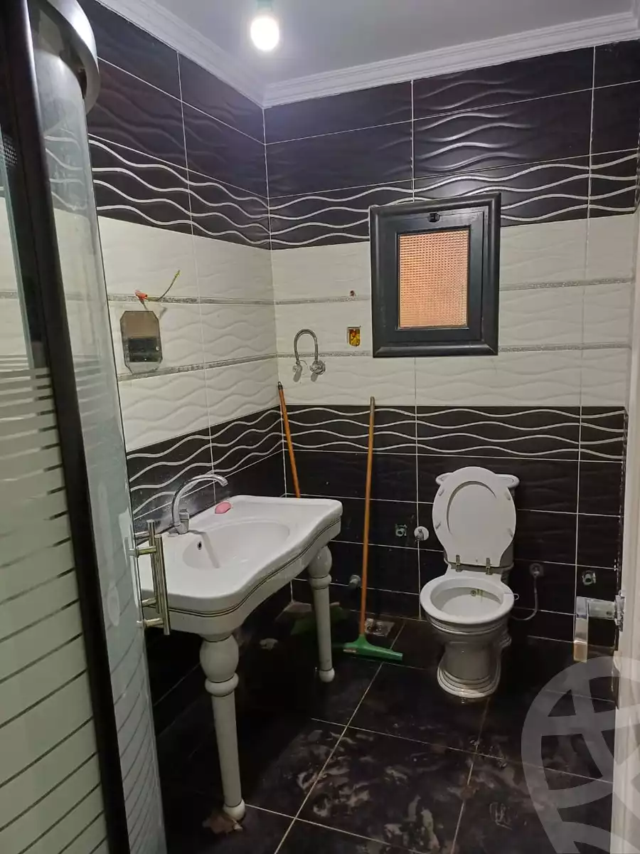 https://aqarmap.com.eg/en/listing/5473154-for-sale-cairo-6th-of-october-el-ahyaa-neighborhood-4th-al-hag-nathmi-st