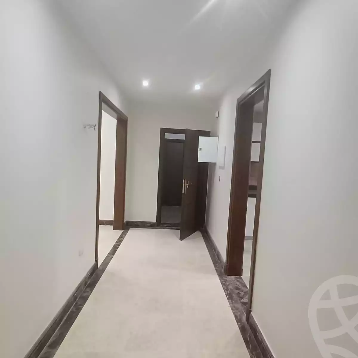 https://aqarmap.com.eg/en/listing/5466395-for-rent-cairo-new-cairo-compounds-rock-vera