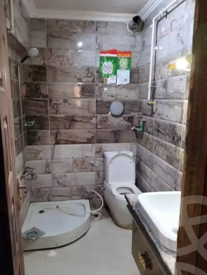 https://aqarmap.com.eg/en/listing/5476537-for-sale-cairo-mokattam-lhdb-l-ly-shr-krym-bnwn
