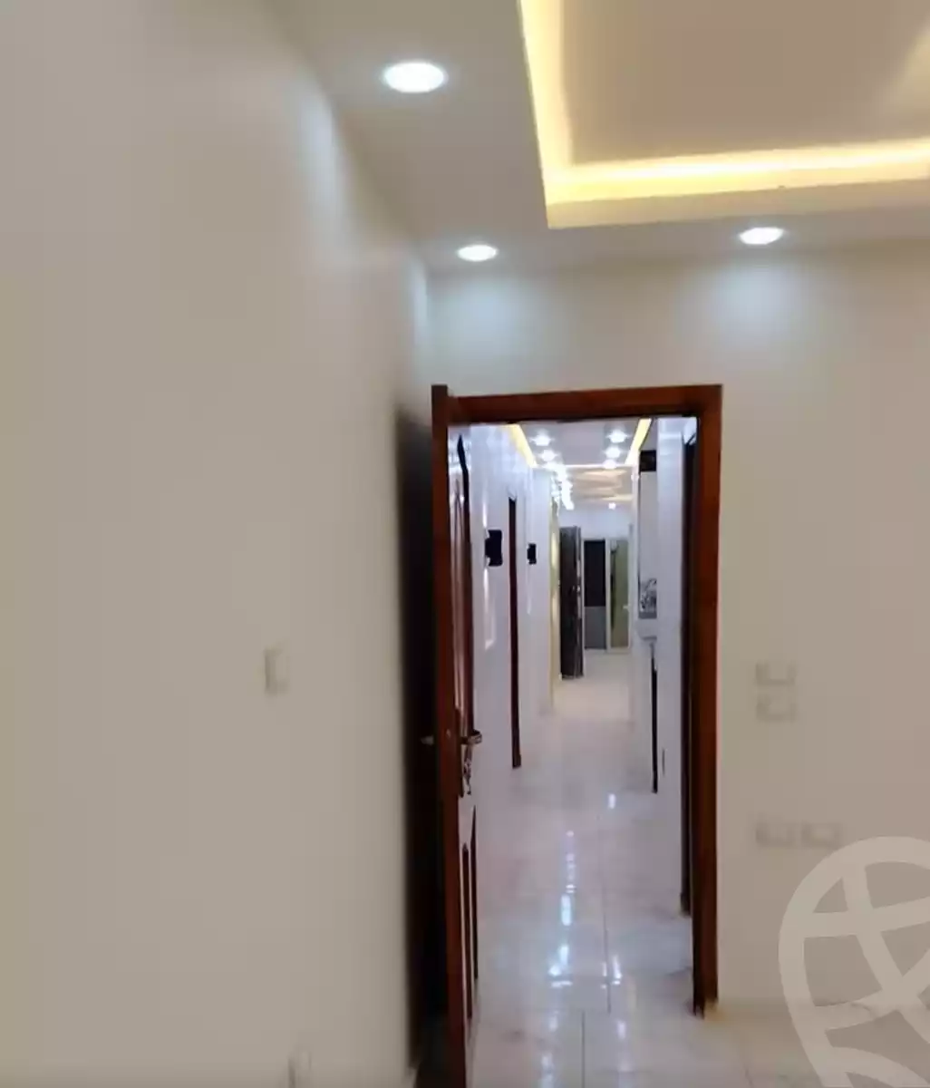 https://aqarmap.com.eg/en/listing/5476667-for-sale-cairo-elnozha-Streettt-27