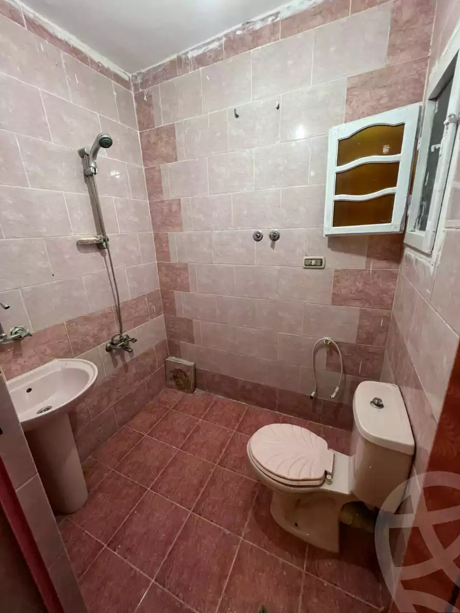 https://aqarmap.com.eg/ar/listing/5482013-for-sale-alexandria-l-jmy-lbytsh-el-saleheen-mosque-st