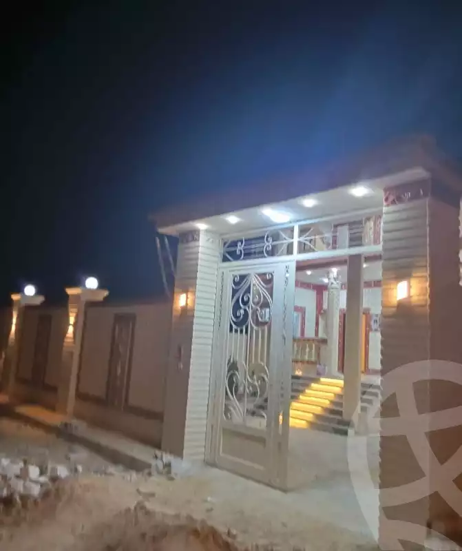 https://aqarmap.com.eg/en/listing/5482539-for-sale-marsa-matruh-marsa-matrouh-city-imam-malek-st