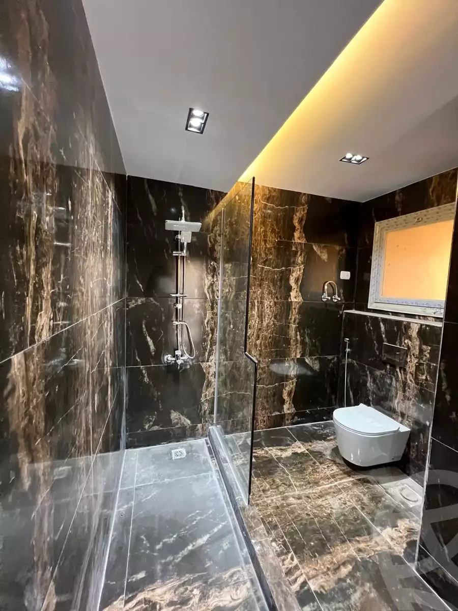 https://aqarmap.com.eg/en/listing/5485029-for-sale-cairo-el-sheikh-zayed-city-compounds-el-khamayel