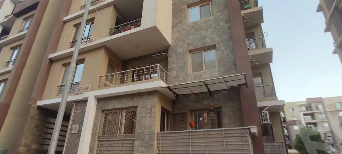 https://aqarmap.com.eg/en/listing/5479439-for-sale-cairo-new-cairo-compounds-dar-misr-el-koronfel