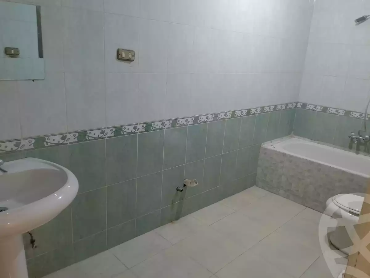 https://aqarmap.com.eg/ar/listing/6161251-for-sale-cairo-madinat-el-salam-gamal-abd-el-nasser