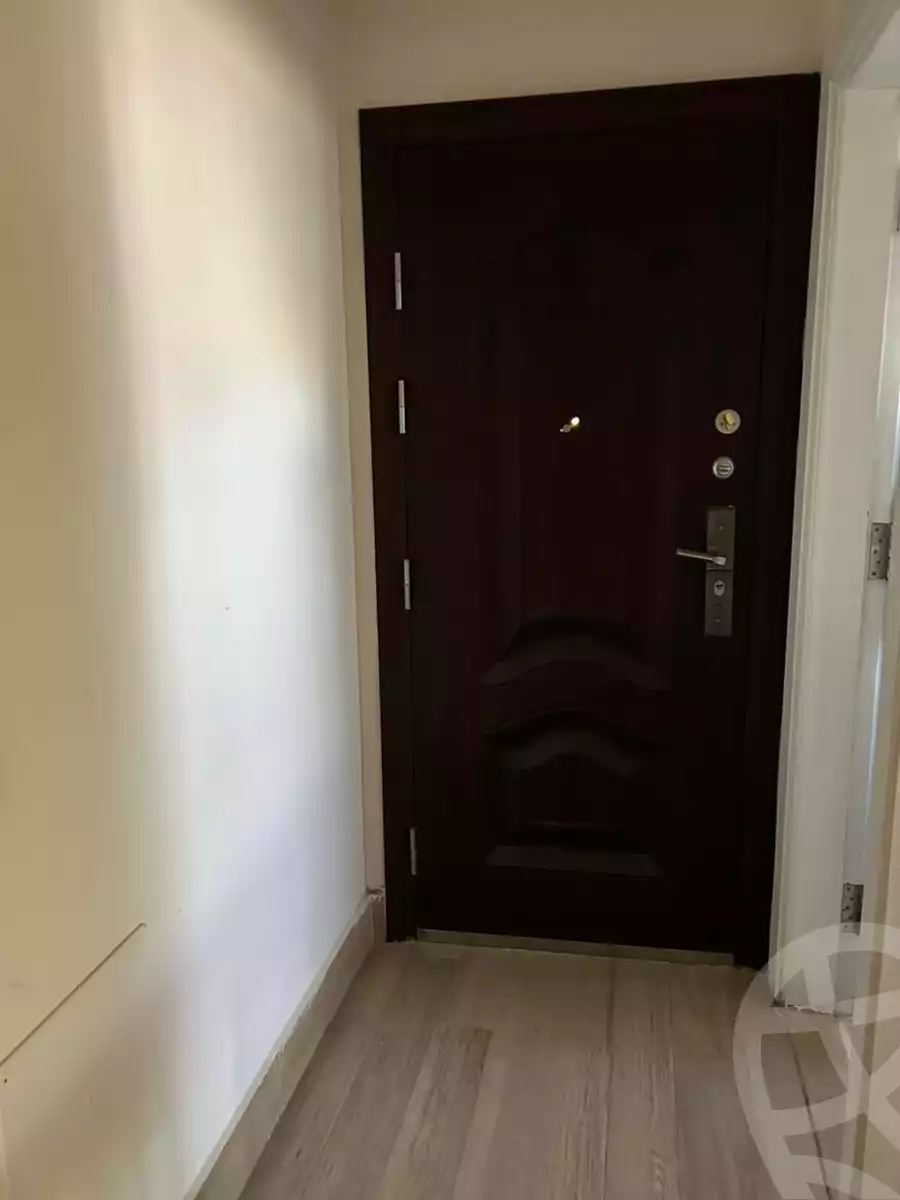 https://aqarmap.com.eg/en/listing/5491165-for-sale-cairo-el-sheikh-zayed-city-compounds-green-3