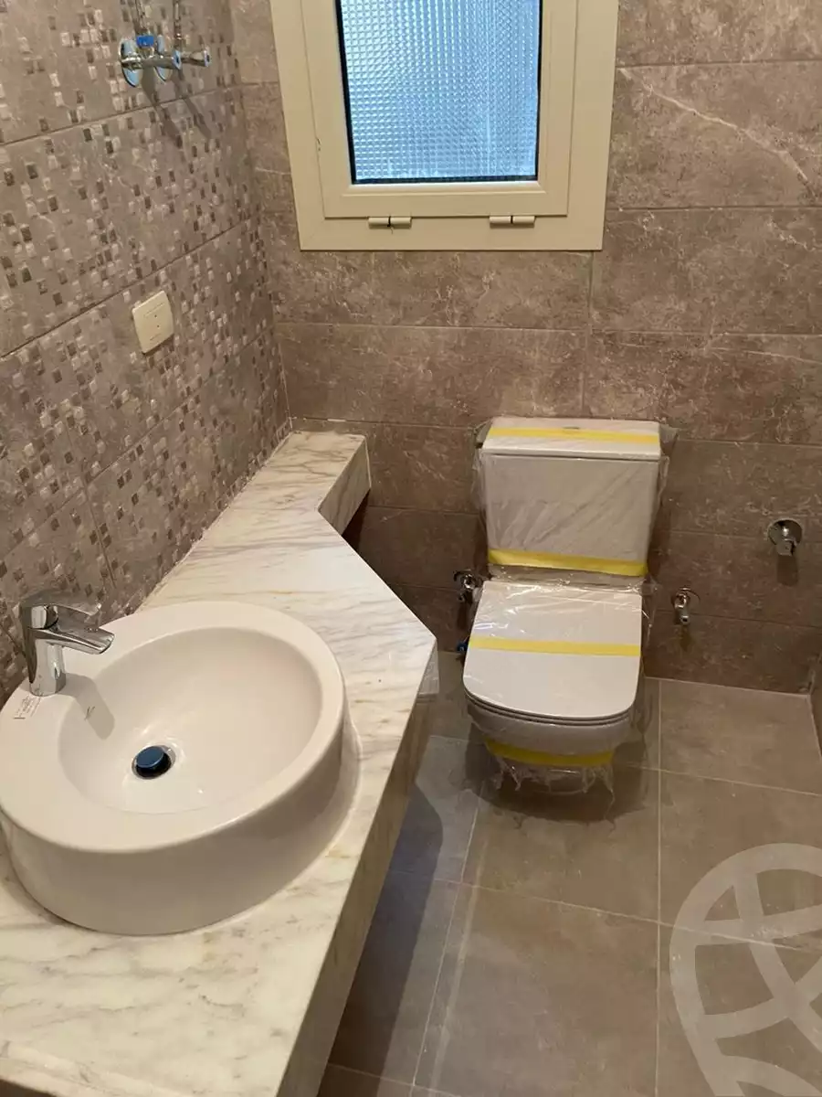 https://aqarmap.com.eg/en/listing/5494691-for-sale-cairo-new-cairo-compounds-el-patio-oro
