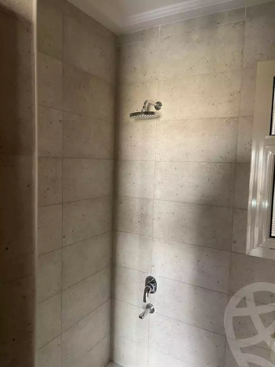 https://aqarmap.com.eg/en/listing/5494691-for-sale-cairo-new-cairo-compounds-el-patio-oro