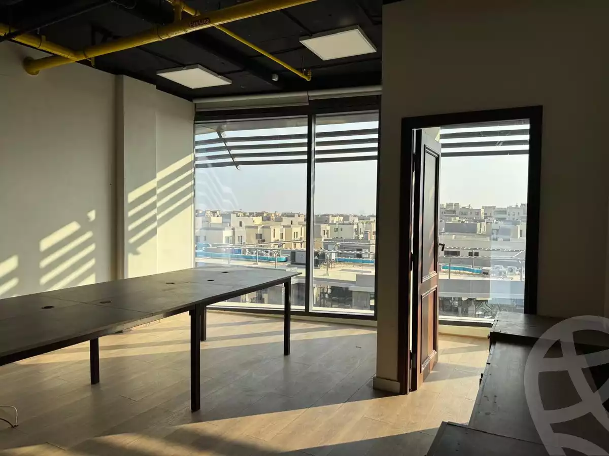 https://aqarmap.com.eg/ar/listing/5510131-for-sale-cairo-el-sheikh-zayed-city-compounds-dh-bwrtl-mwl-swdyk