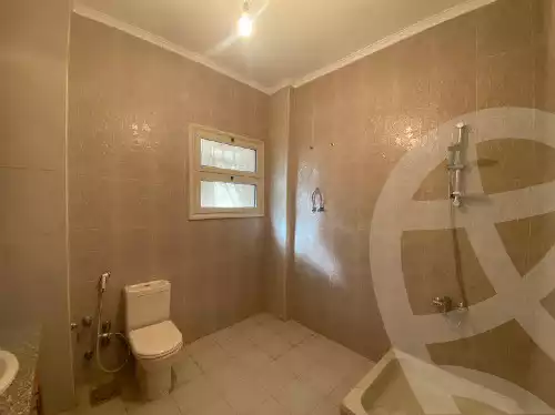 https://aqarmap.com.eg/en/listing/5513879-for-sale-cairo-new-cairo-el-ahyaa-fifth-neighborhood-street-10