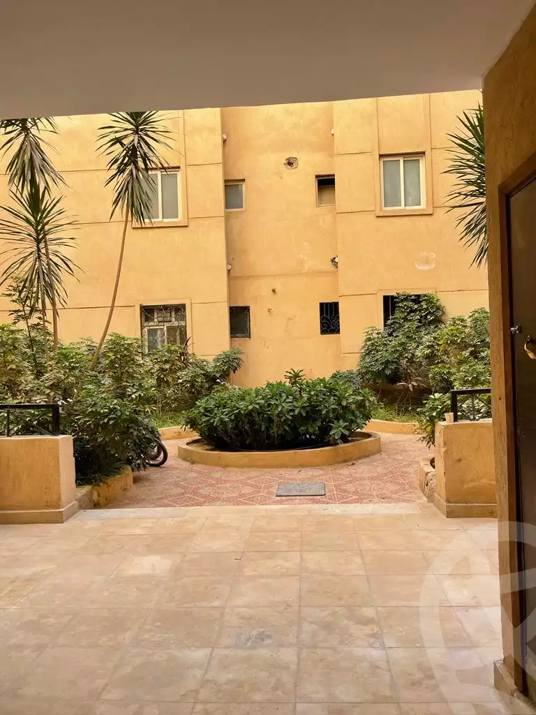 https://aqarmap.com.eg/ar/listing/5515476-for-sale-cairo-6th-of-october-hadaeq-october-kmbwnd-fy-hdyq-ktwbr-bedaya