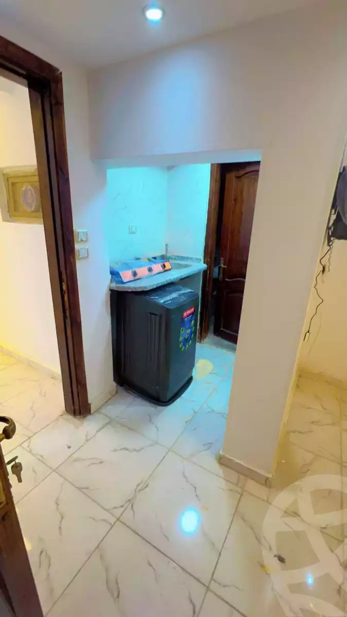https://aqarmap.com.eg/en/listing/5515990-for-sale-cairo-6th-of-october-el-ahyaa-neighborhood-1st-al-maahad