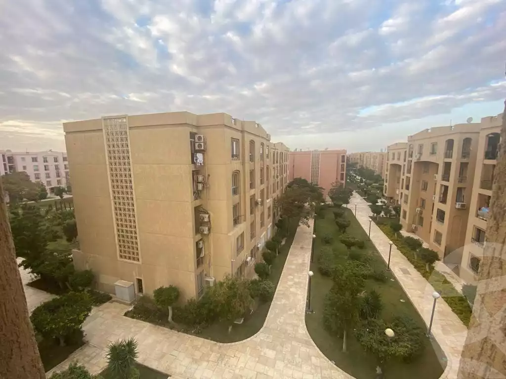 https://aqarmap.com.eg/en/listing/5539970-for-sale-cairo-new-cairo-lrhb-city-phase-1-alabnoudi-st