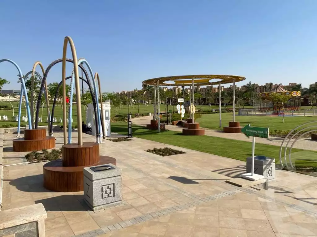 https://aqarmap.com.eg/en/listing/5540632-for-sale-cairo-el-sheikh-zayed-city-compounds-zyd-wr-llttwyr-z-tower