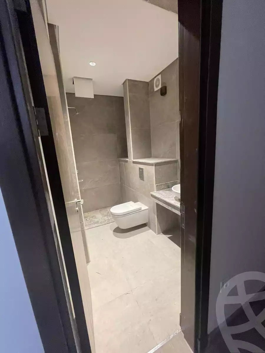 https://aqarmap.com.eg/en/listing/5540632-for-sale-cairo-el-sheikh-zayed-city-compounds-zyd-wr-llttwyr-z-tower