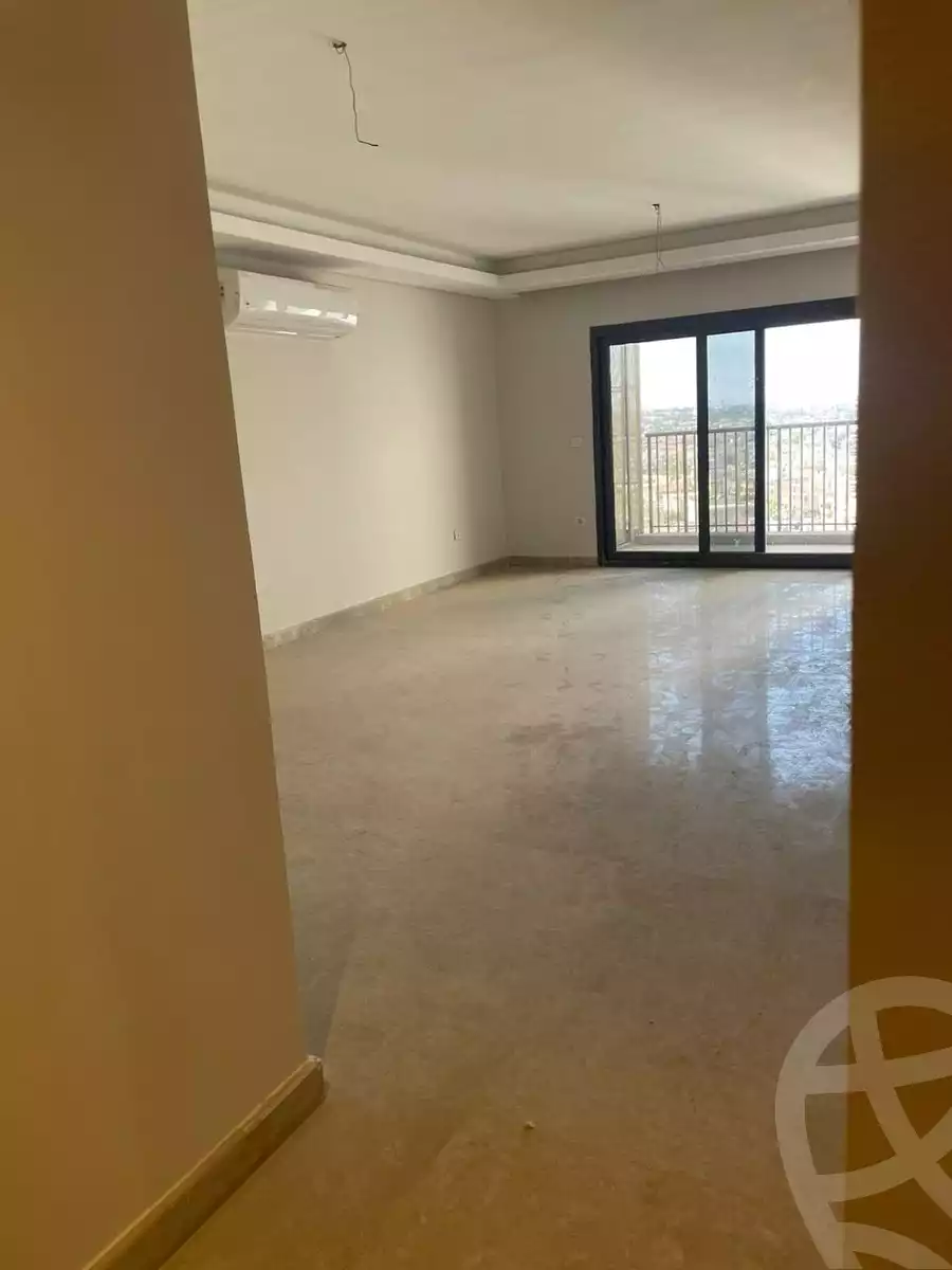 https://aqarmap.com.eg/ar/listing/5540677-for-sale-cairo-el-sheikh-zayed-city-compounds-zyd-wr-llttwyr-z-tower