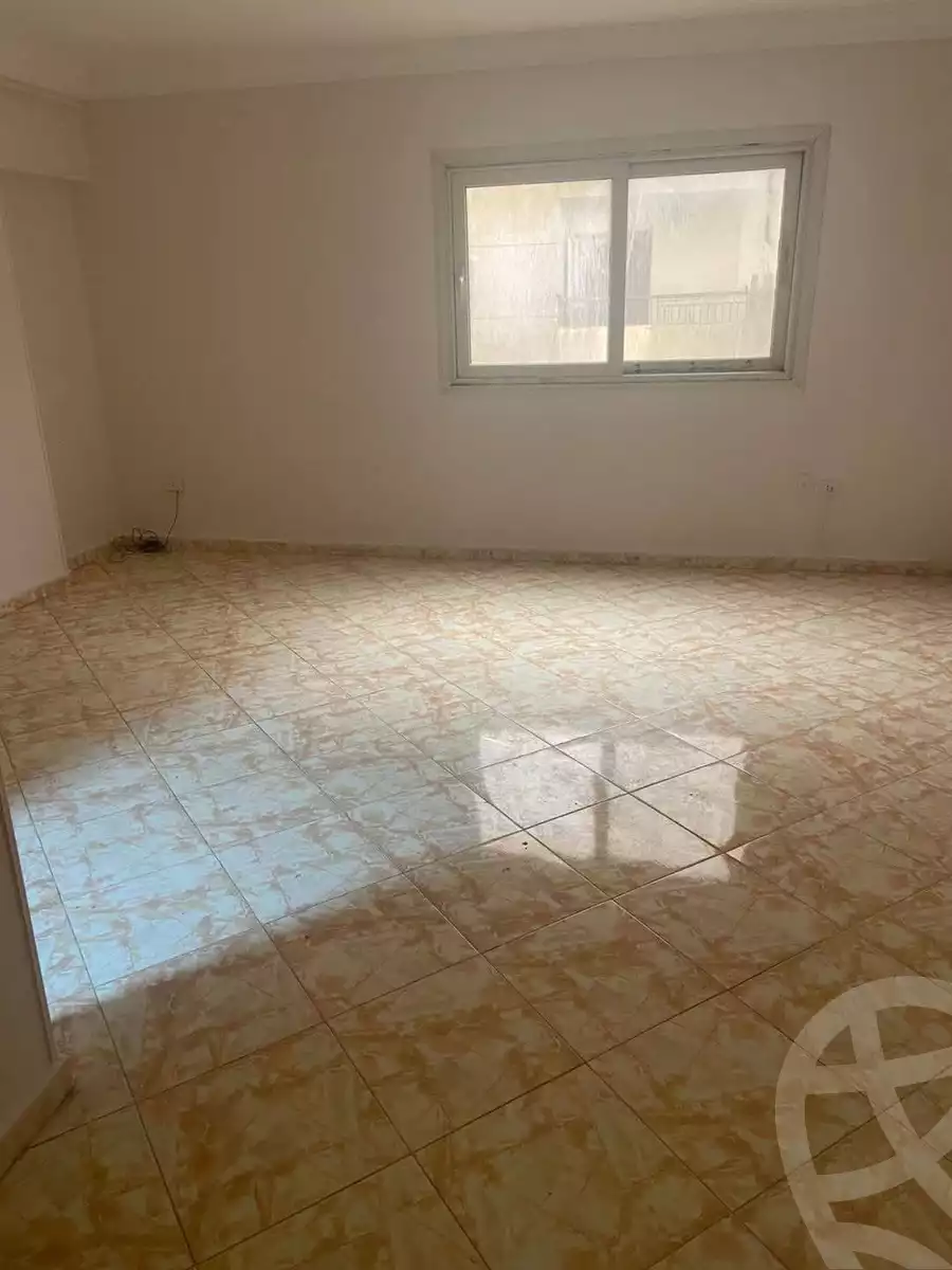 https://aqarmap.com.eg/en/listing/5542847-for-rent-cairo-mokattam-lhdb-l-ly-shareaa-9